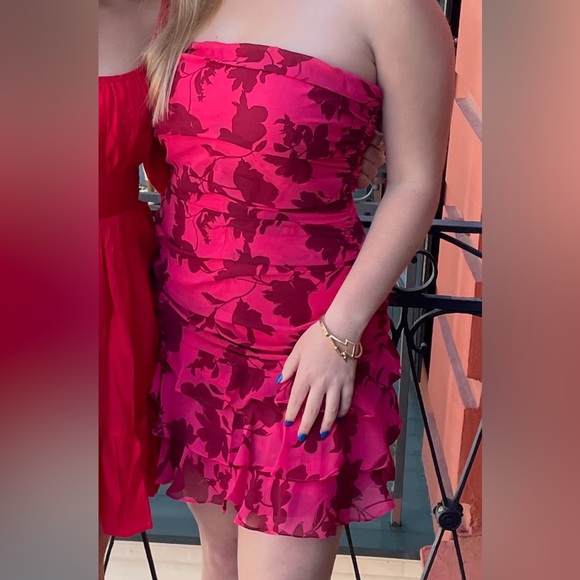 Do+Be pink floral dress! Size small/medium! - Picture 3 of 4